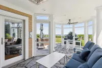 Expansive oceanfront 4+bdr home in KPT, pet friendly, breathtaking sunrise view! - 5-Star