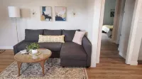 Cozy 2 Bedroom with Mid-Century & Farmhouse Vibes