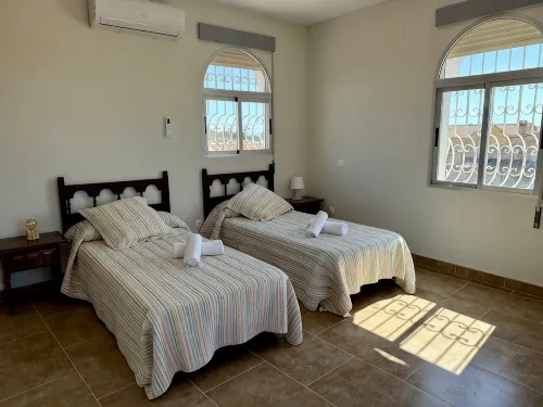 Casa Generoso in Navalcán -  Holiday Villas