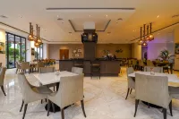 Hotel Royal Padjadjaran Bogor - breakfast