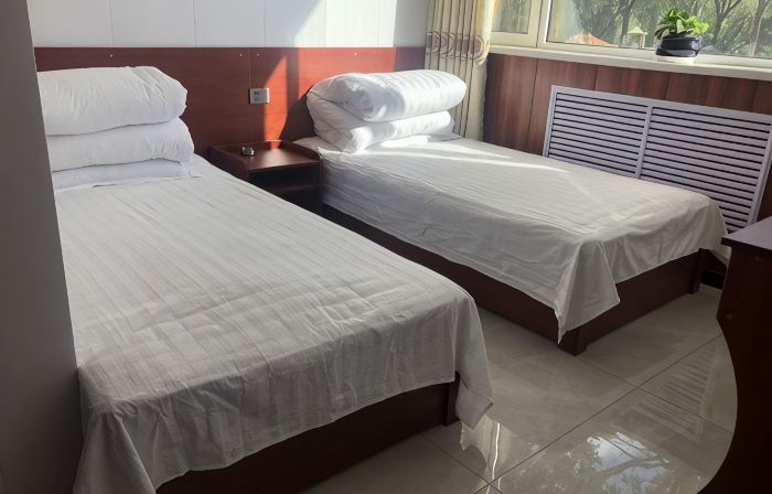 Wuxiang Hongde Inn