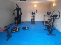 Boulevard Inn Mt Meru - Gym
