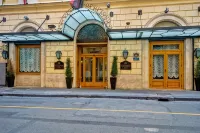 Aria Palace