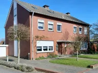 Beautiful ground floor apartment 65sqm, fully equipped with beautiful garden and terrace Hotels in Cloppenburg