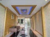 Sansuk Apartment Hotels in Pathum Thani