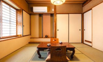 Osaka Ryokan Kuramoto
