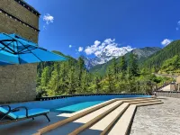 Yading BORE Secret Realm Hotel - Swimmingpools
