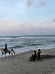 IBAI BEACH GUESTHOUSE - ที่มีที่จอดรถ