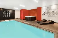 Ramada Encore by Wyndham San Luis Potosi - Pool
