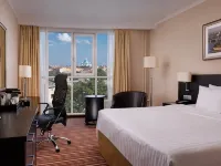 Cort Inn St Petersburg Hotel & Conference Center ロシアン・ウォッカ・ミュージアム周辺のホテル
