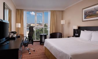 Cort Inn St Petersburg Hotel & Conference Center