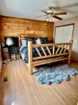 Log Cabin On 5 Private Acres, Gated Community With River Access