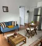 Cozy 1-bedroom apartment with Kitchen, Wi-Fi and AC in charming Elizabeth.