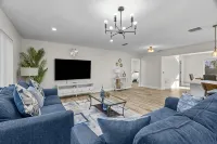 Heated Pool, Family Friendly, 3Br 3Ba Home - Hot Tub