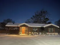 Dominic House, a charming VRBO in Krebs, Oklahoma - 4-Star