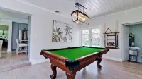 Luxury along Manatee River, close to Anna Maria beaches, heated pool & spa!