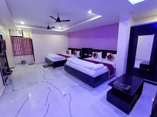 Vaidehi Inn-A Unit of Vaidehi Guest House - balcony