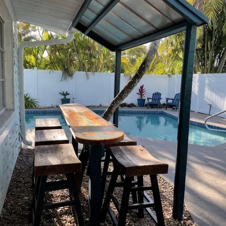 Anna Maria 2 Family Home w/ pool, beach/3 blocks.