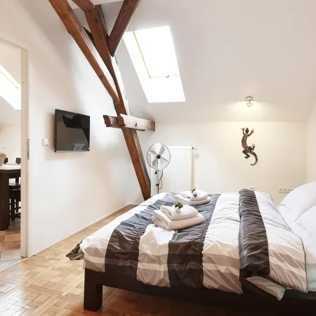 Attic Hastalska - Old Town Square - Grand Luxury Apartments