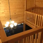 湖畔全新大型鄉村別墅，中央空調 - 木屋