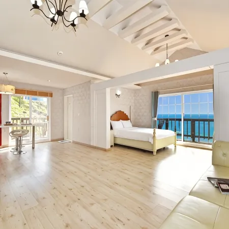 Namhae Bluemare Pension