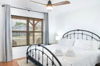 Mountain Lux Home - 5 Mins to Downtown Brevard & 8 Mins Pisgah National Forest! - 4-Star