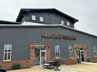 5 min-downtown Monroe, & Wedding Venues.  UGA Stanford Stadium just 20 minutes! - Homestays