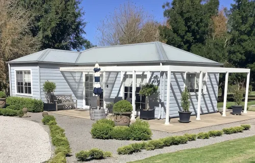 Unwind at "Woodbury Lodge" - Country Houses