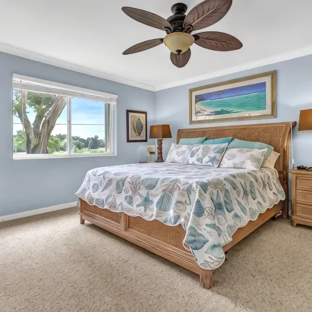 2br Condo on Park with walking access to the beach.
