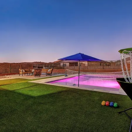 Estrella Mountain 5 Bdrm w/Views, Pool, and Games!
