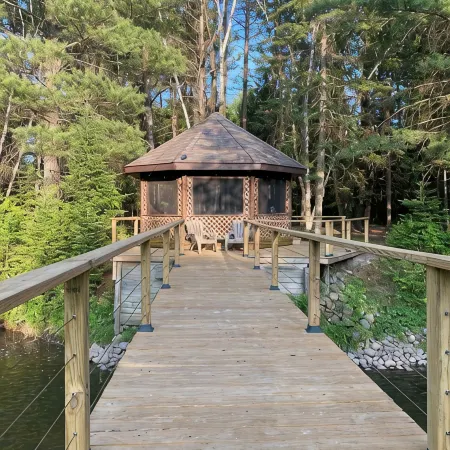 Private setting in the woods on the Rifle River.  8 mi from Dream &Nightmare