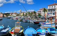 Très Beau T2 Neuf, Calme, Terrasse, au Cœur de Sanary + box Fermé en Sous-sol - Homestays