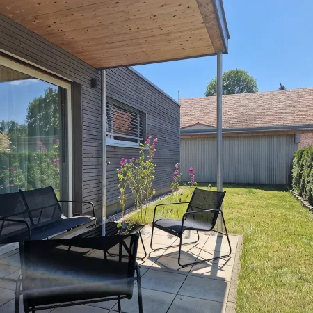 10min to CenterParcs, bungalow with garden and carport, 4 persons