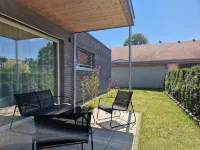 10min to CenterParcs, bungalow with garden and carport, 4 persons - 4-Star