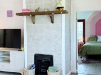 Brightside Bungalow - Minutes from beach, 3 full baths, and a comfy patio! - Bungalows
