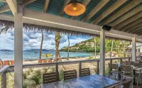 Mermaid Escape~Romantic Getaway Newly Renovated with Luxurious & Stunning Views