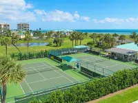 Modern Beach Condo at Peaceful Hutchinson Island