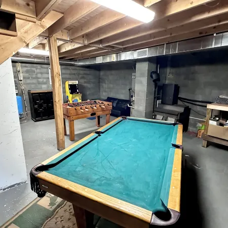 Hidden Gem in the woods with hot tub