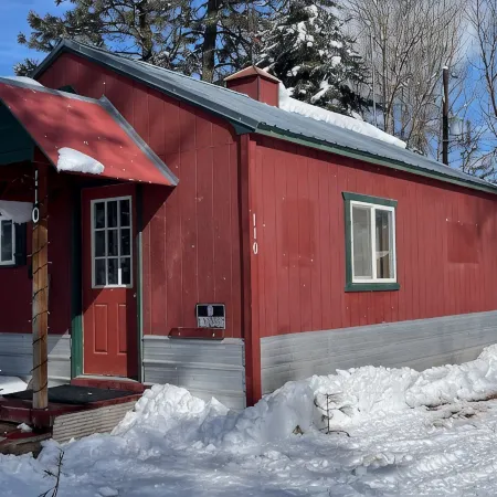 Terrific cottage with AC in Idaho City
