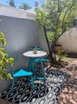 The Hideaway on 4th - Apartments