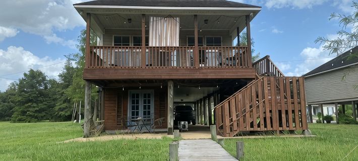 River Front Property on the Amite River Hotels in Ascension Parish