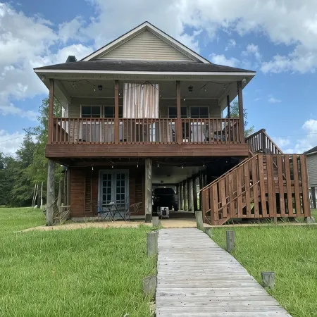 River Front Property on the Amite River
