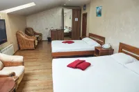 Spokojnyij Otdyih Mini-Hotel - 3 Sao