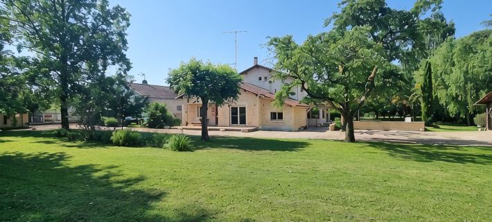 Maison Style Landais Climatisée. Piscine Privée. Parc. Idéal Pour Familles Hotele w: Bergerac