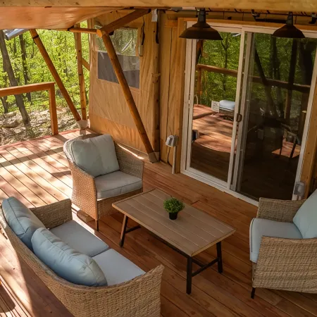 Rapids Luxury Canvas on Deer Lake Отели в г. Айтаска