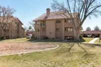 Updated condo with pools near golf courses - 4つ星