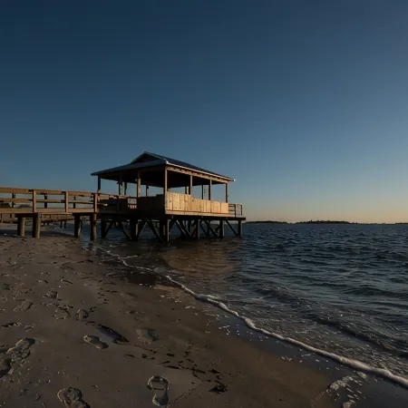 Beach Front South End, Designer Decorated, Dream Retreat on Tybee Island!
