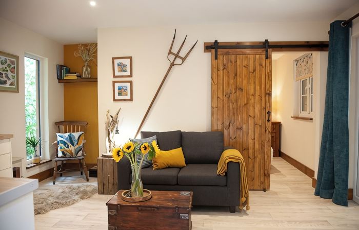 Hayne Barn Estate - Private Estate : 6 Eco Lodges - 1 Studio