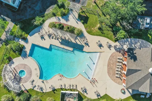 Seaside Comfort  - close to everything that Gulfport and Biloxi has to offer. - balcony