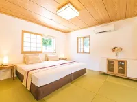 Minamijujisei Resort Ishigaki Shiraho Nostalgy Garden Hotel berhampiran Lapangan Terbang Ishigaki